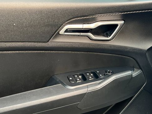 Used 2023 Kia Sportage LX image 12