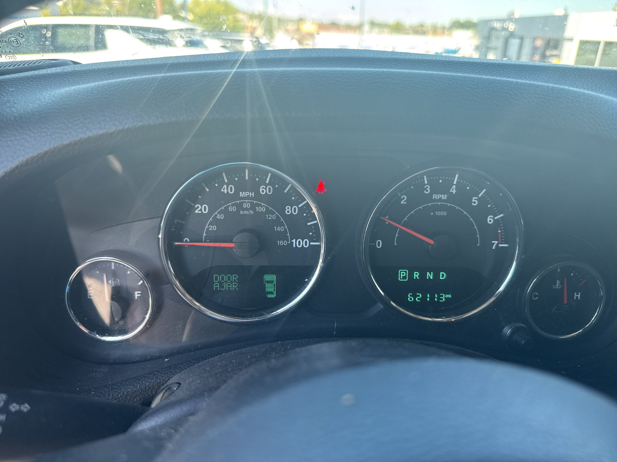 Used 2017 Jeep Wrangler Unlimited Sahara w/ Connectivity Group AWD/4WD image 10