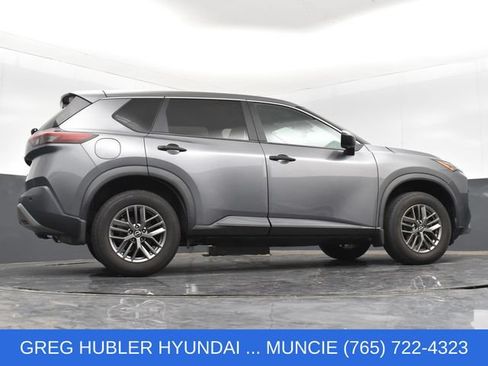 Used 2023 Nissan Rogue S AWD/4WD image 18