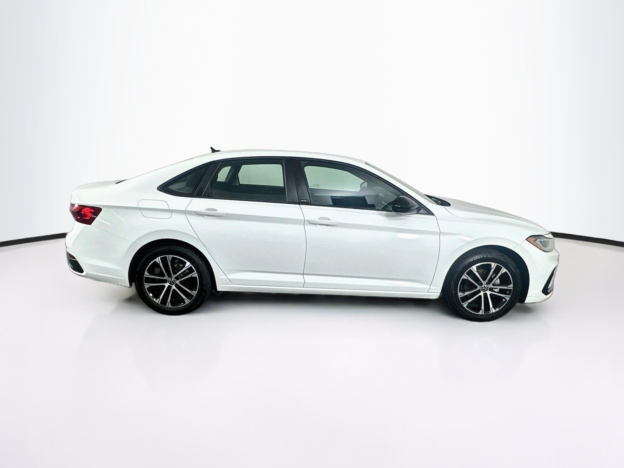 Used 2025 Volkswagen Jetta Sport FWD image 10