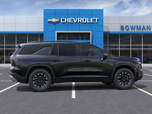 New 2026 Chevrolet Traverse Z71 w/ Driver Confidence Package AWD/4WD image 6