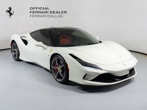 Used 2020 Ferrari F8 Tributo RWD image 1