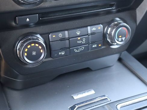 Used 2015 Ford F150 XLT w/ Equipment Group 301A Mid RWD image 22