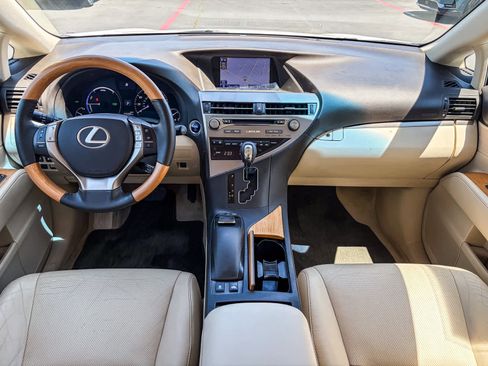 Used 2015 Lexus RX 450h AWD image 11