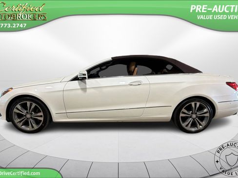 Used 2017 Mercedes-Benz E 400 Cabriolet image 9
