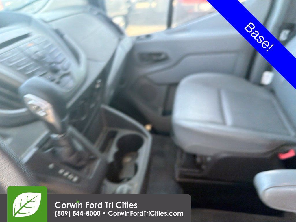 Used 2019 Ford Transit 150 130 Low Roof RWD image 10