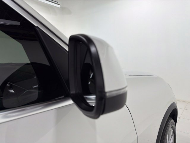 Certified 2024 BMW X5 xDrive40i AWD/4WD image 26