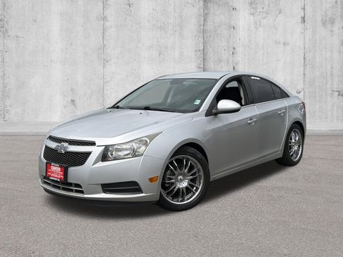 Used 2014 Chevrolet Cruze Eco FWD image 1