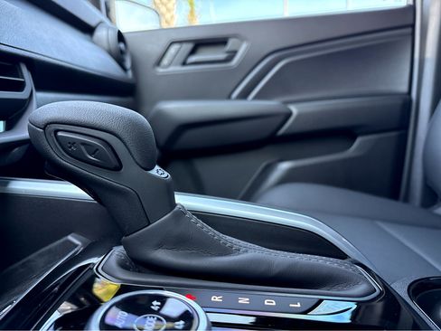 New 2026 Chevrolet Colorado Trail Boss AWD/4WD image 14