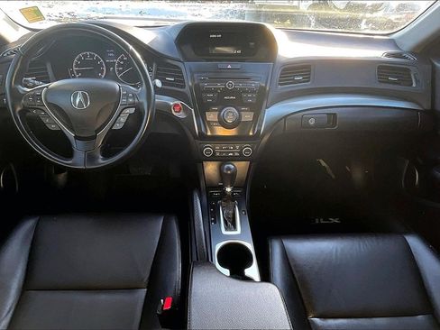 Used 2017 Acura ILX Base image 16