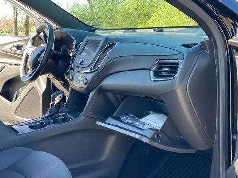 Certified 2024 Chevrolet Equinox RS image 18