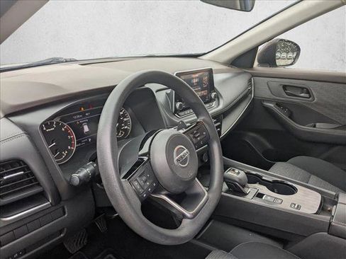 Used 2021 Nissan Rogue S image 10