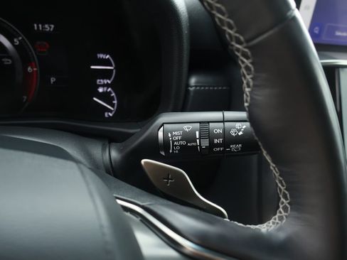 Used 2023 Lexus LX 600 4WD image 32