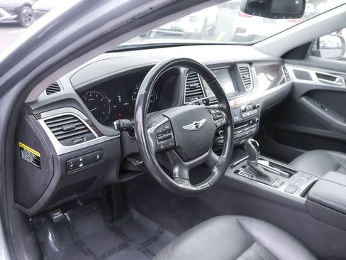 Used 2015 Hyundai Genesis 3.8 image 15