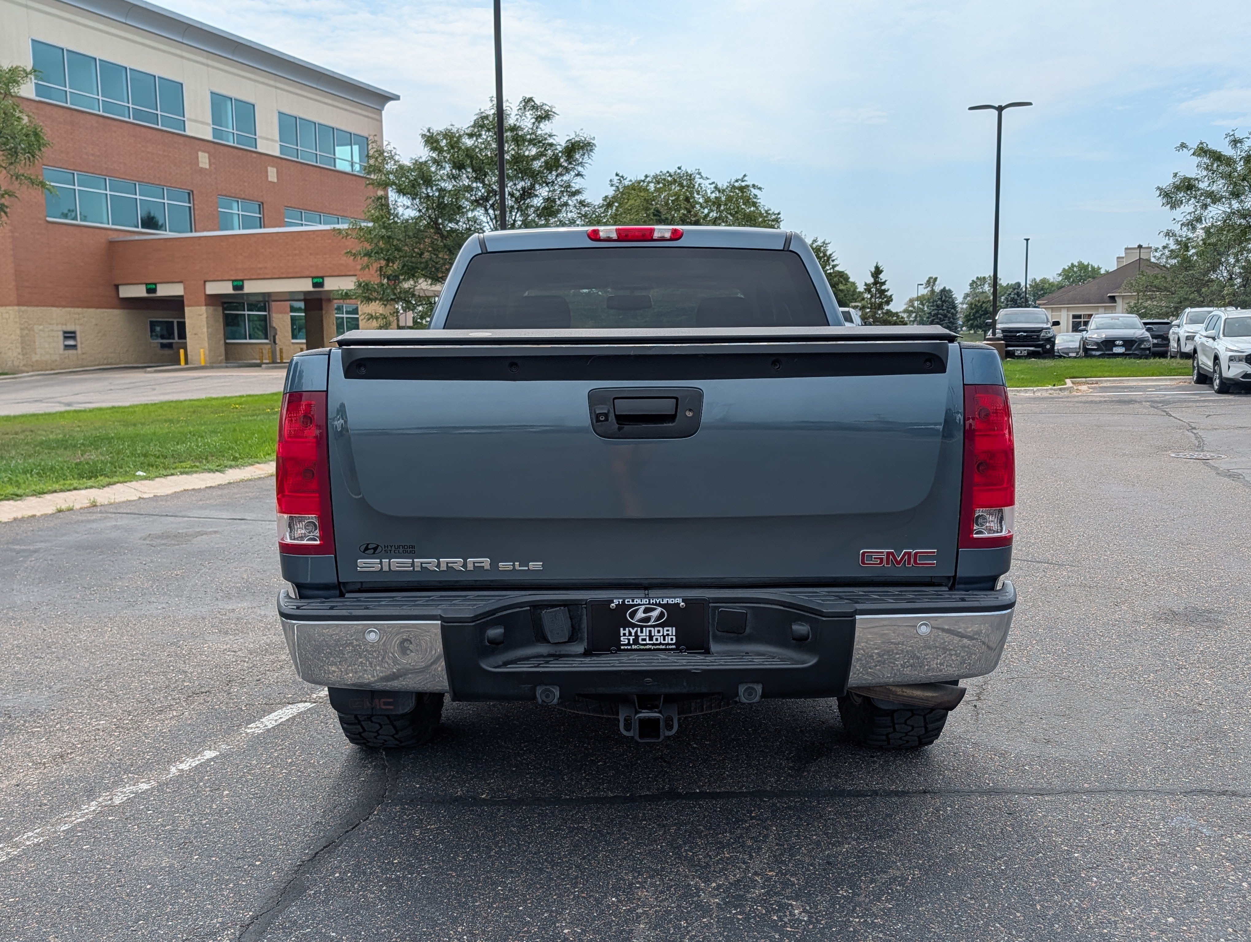 Used 2013 GMC Sierra 1500 SLE w/ Power Tech Package AWD/4WD image 4