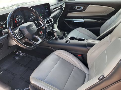 Used 2024 Ford Mustang Premium RWD image 9