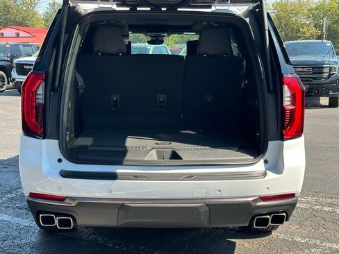 New 2026 GMC Yukon AT4 Ultimate image 8