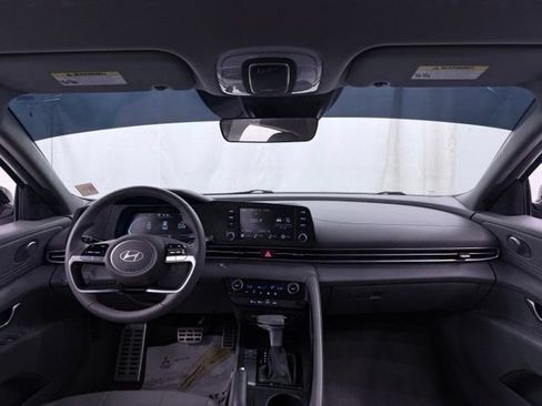 Used 2026 Hyundai Elantra Sport FWD image 28