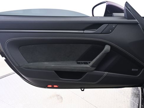 Used 2022 Porsche 911 GT3 image 21