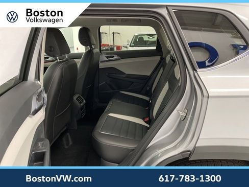 New 2026 Volkswagen Taos SEL image 10