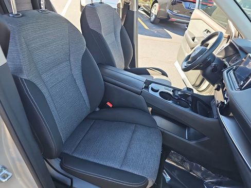 Used 2022 Nissan Rogue SV AWD/4WD image 10