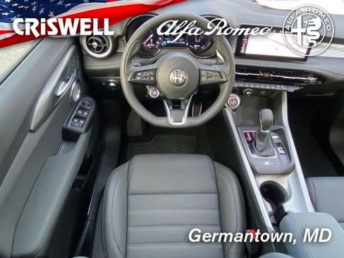 New 2024 Alfa Romeo Tonale Veloce image 47