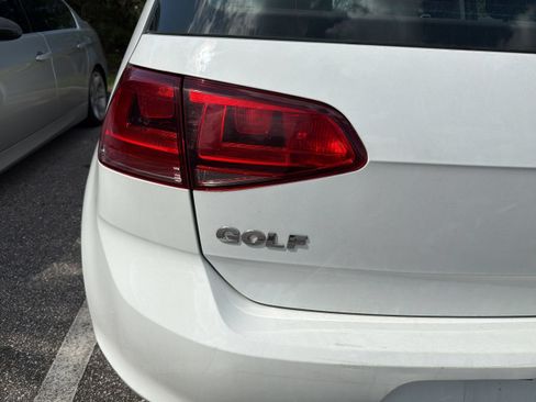 Used 2015 Volkswagen Golf S FWD image 10