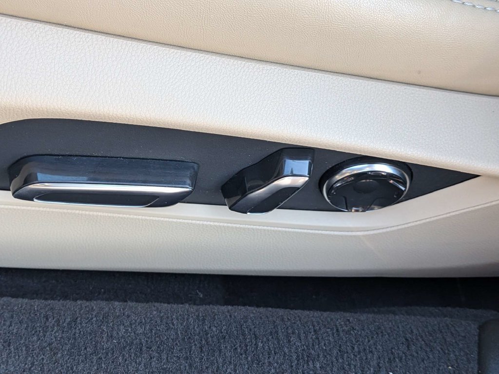 Used 2022 Acura TLX w/ Technology Package FWD image 18