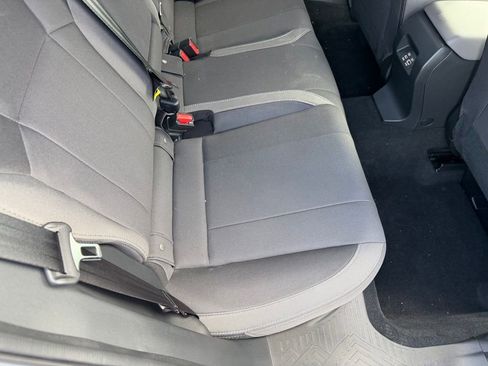 Used 2025 Subaru Crosstrek 2.0i Premium AWD/4WD image 19