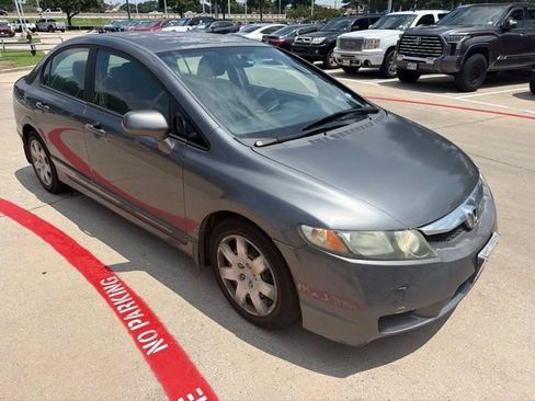 Used 2011 Honda Civic LX image 4