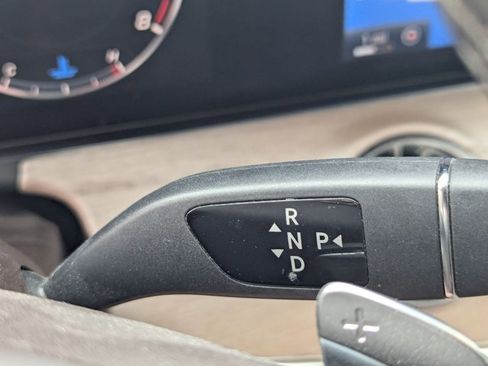 Used 2018 Mercedes-Benz E 400 Coupe image 4