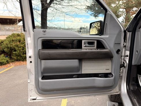 Used 2012 Ford F150 Platinum image 15