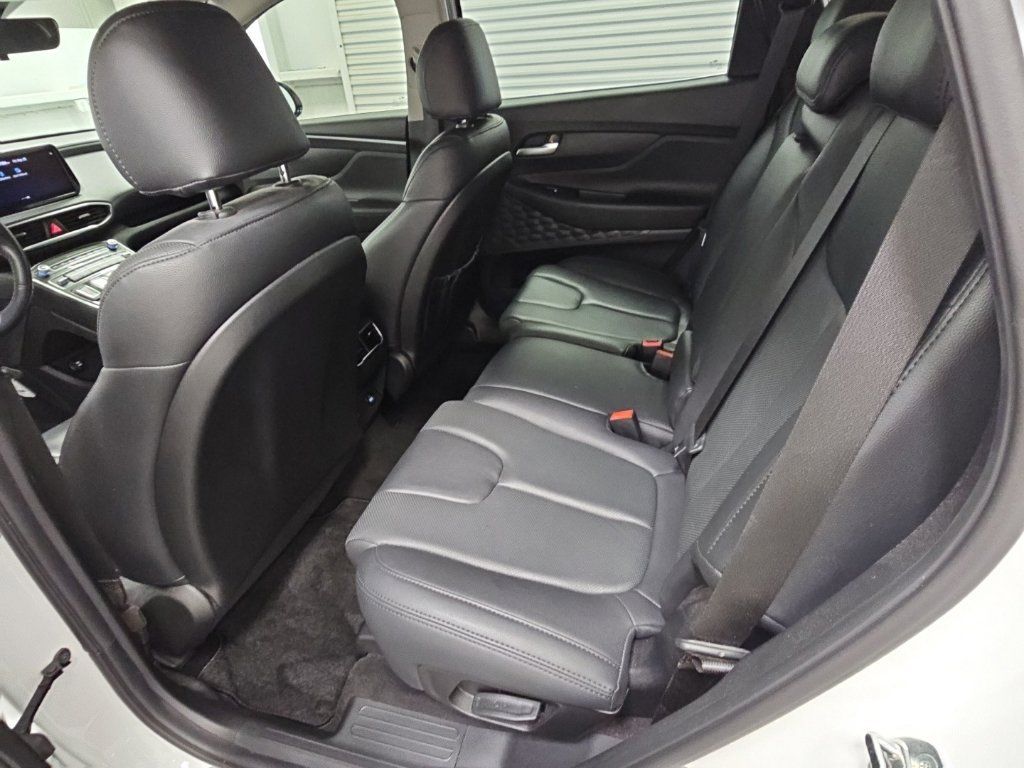 Used 2023 Hyundai Santa Fe SEL FWD image 32