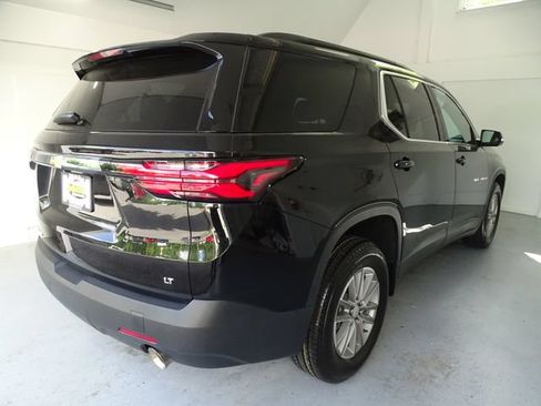 Used 2023 Chevrolet Traverse LT AWD/4WD image 23