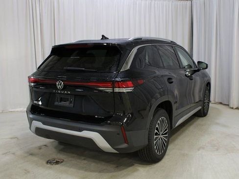 New 2026 Volkswagen Tiguan S image 24