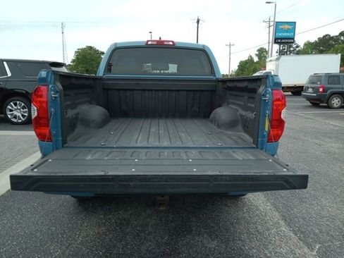 Used 2020 Toyota Tundra SR5 w/ SR5 Leather Package image 12