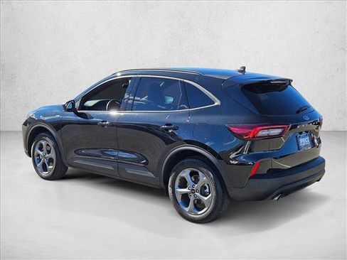 Used 2025 Ford Escape ST-Line image 6