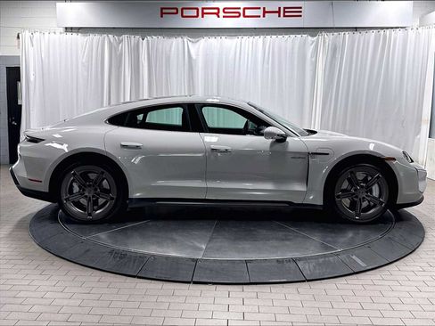 Used 2025 Porsche Taycan Turbo AWD/4WD image 10