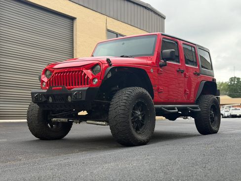 Used 2016 Jeep Wrangler Unlimited Sport w/ Max Tow Package AWD/4WD image 39