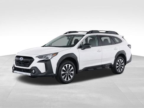 Certified 2024 Subaru Outback Limited AWD/4WD image 4