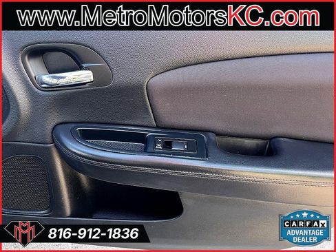 Used 2013 Chrysler 200 Touring image 33