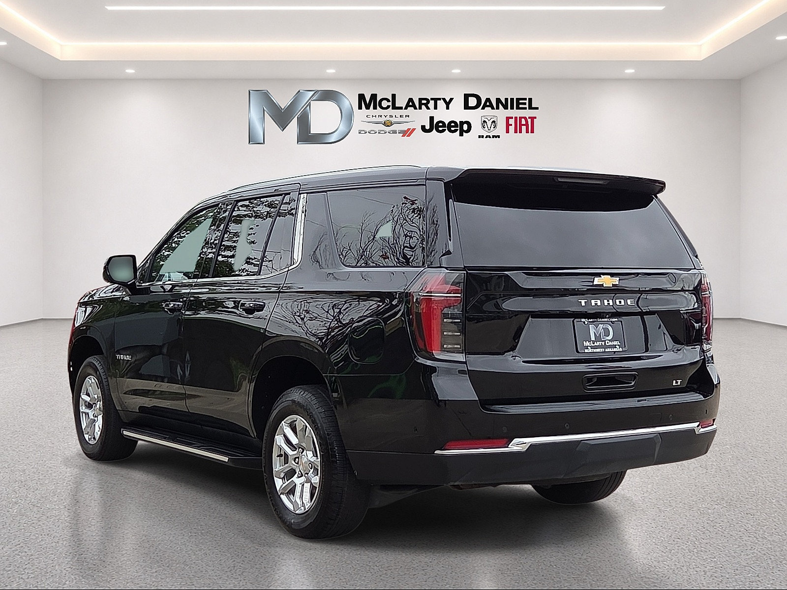 Used 2025 Chevrolet Tahoe LT AWD/4WD image 4