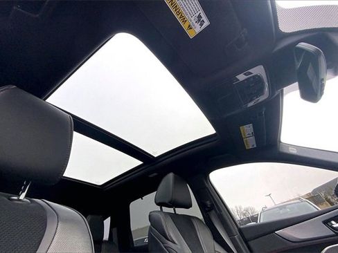 Used 2022 Acura MDX A-Spec image 11