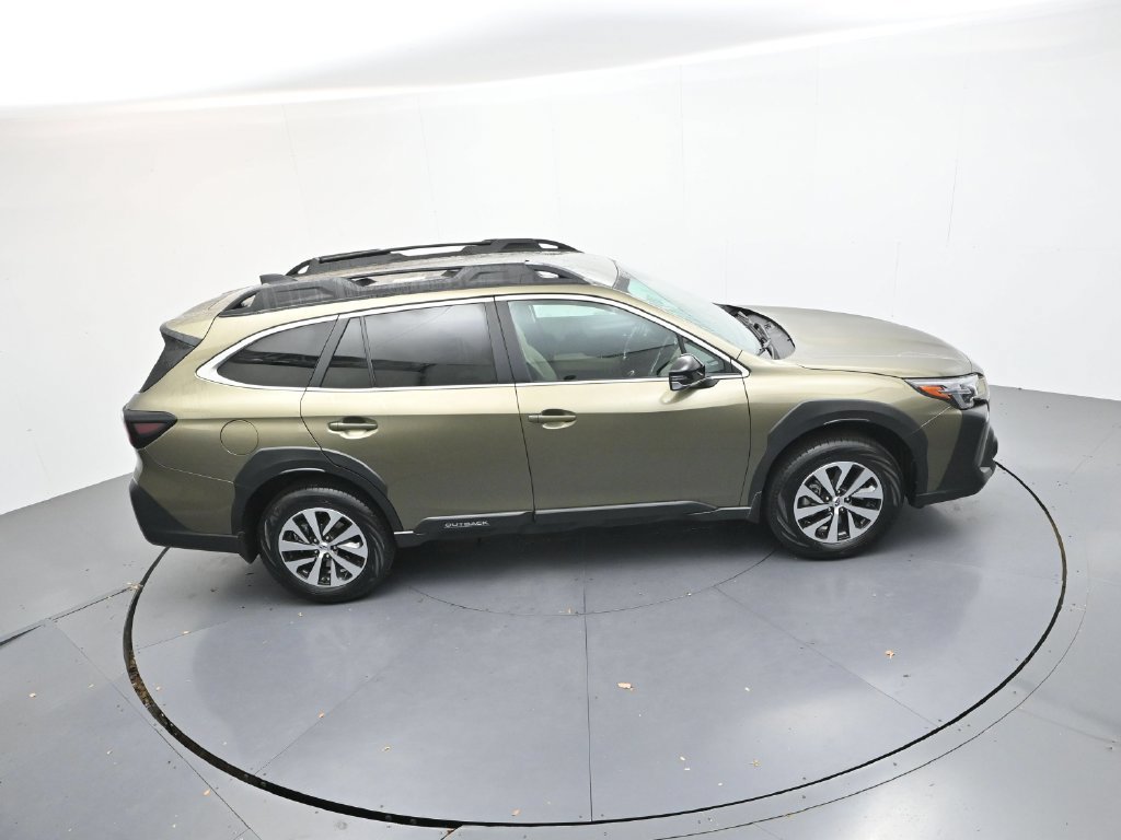 Certified 2025 Subaru Outback Premium AWD/4WD image 30