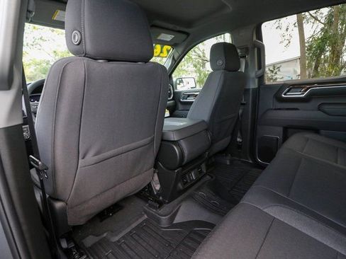 New 2026 GMC Sierra 1500 SLE image 27