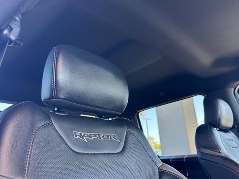 Used 2018 Ford F150 Raptor w/ Equipment Group 802A Luxury AWD/4WD image 15