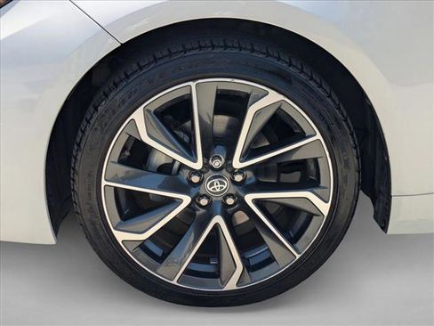 Used 2020 Toyota Corolla SE w/ Carpet Mat Package (TMS) FWD image 23