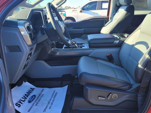 New 2025 Ford F150 Lariat w/ Equipment Group 502A High image 4