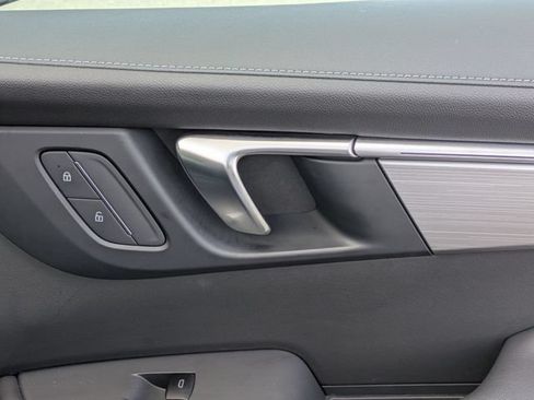 Used 2025 Buick Enclave Preferred FWD image 35