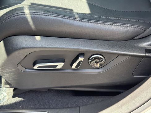 Used 2023 Acura RDX AWD image 23
